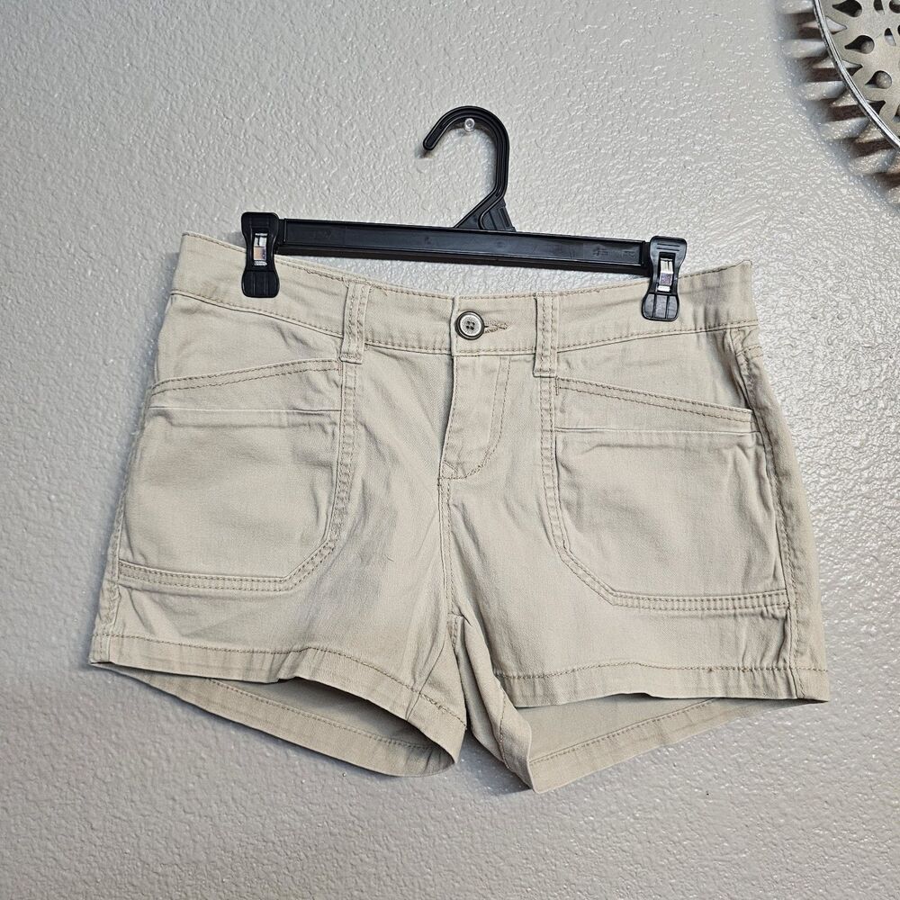 Unionbay Women’s Khaki Stretch Shorts Size 9 Cotton Blend Utility Casual Q317